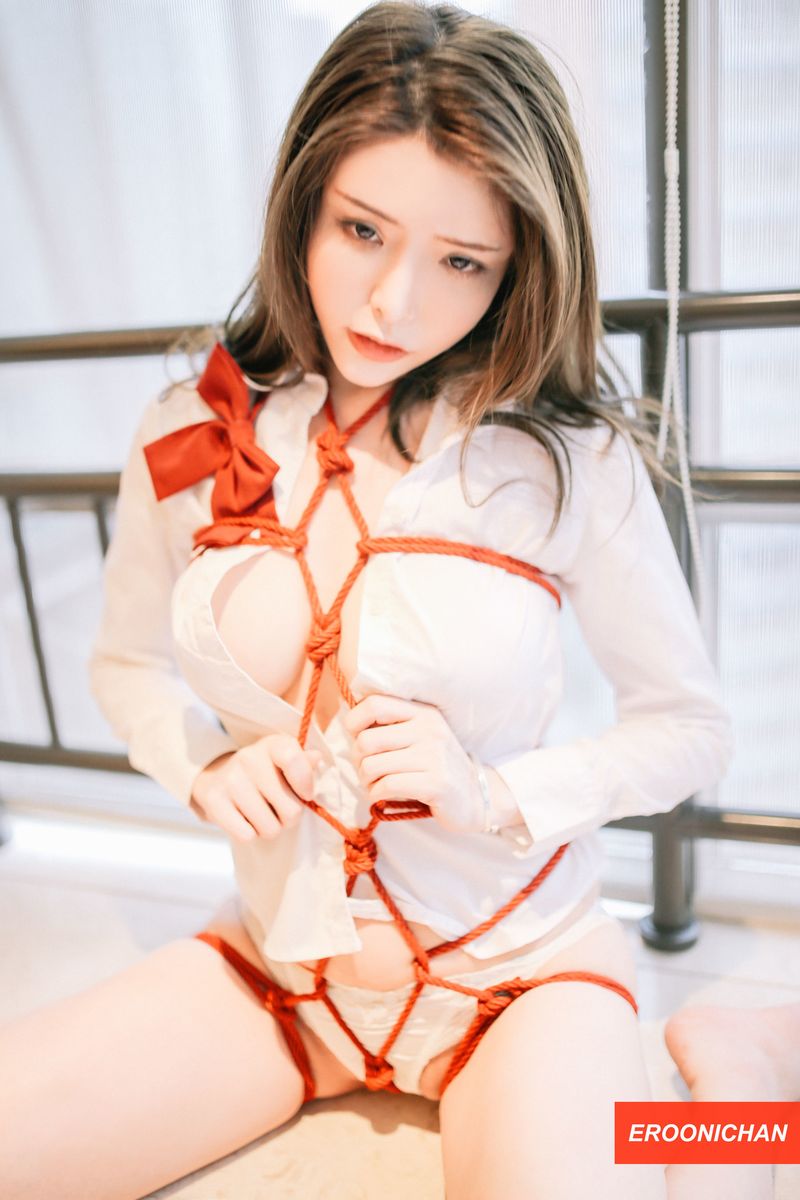 美女模特夏小秋秋秋《RED》红绳束缚主题性感写真 内衣mm-第2张